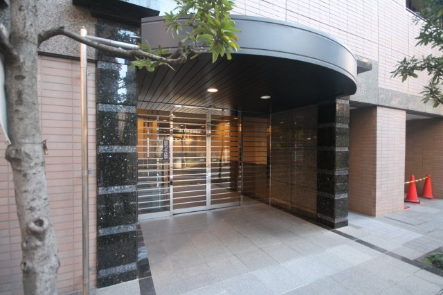 【エントランス】