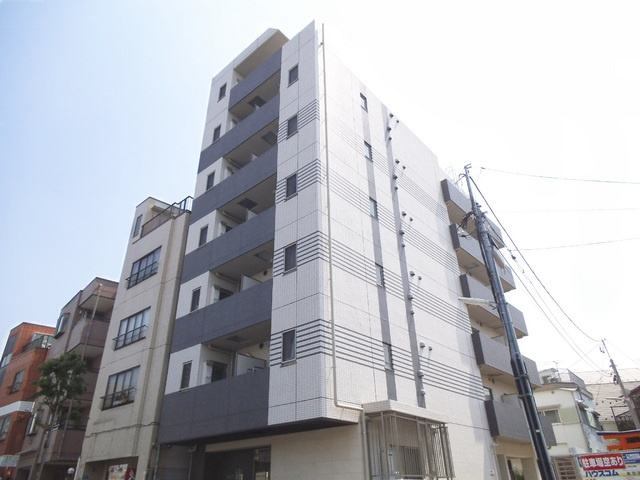 ＬＥＸＥＡＺＥＳＴ赤羽の外観|環八沿いの人気マンション！