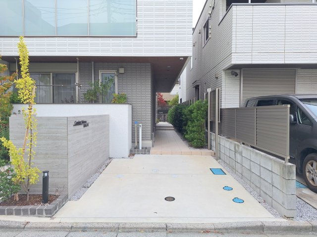 ComfortMaison浦和元町のエントランス
