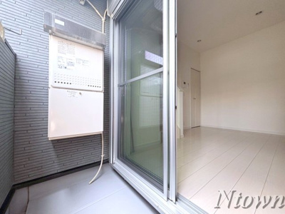 【バルコニー】 | モルゲンロート | バルコニー付きです