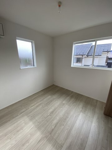 所沢市下安松第2期の洋室