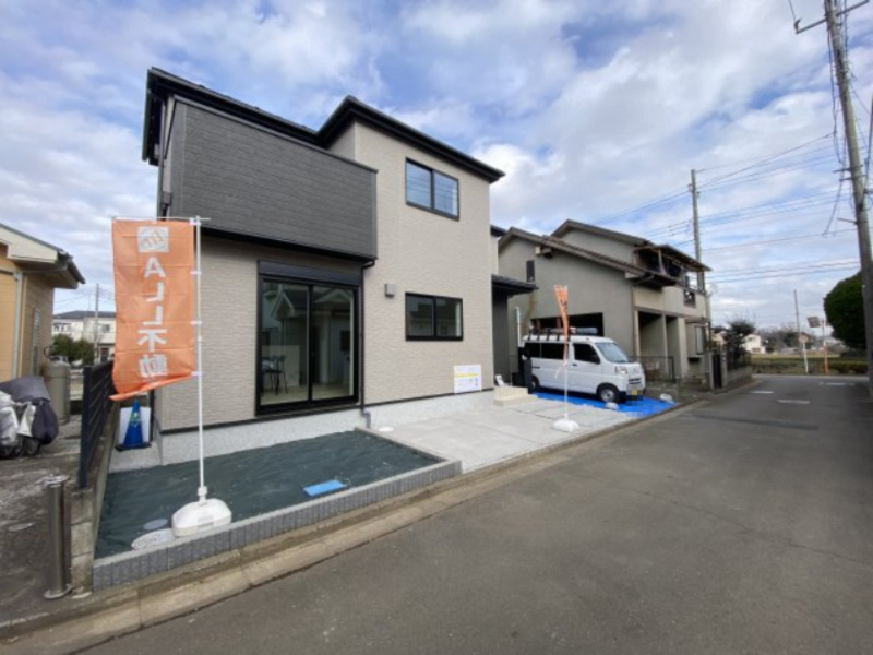 所沢市下安松第2期の前面道路含む現地写真