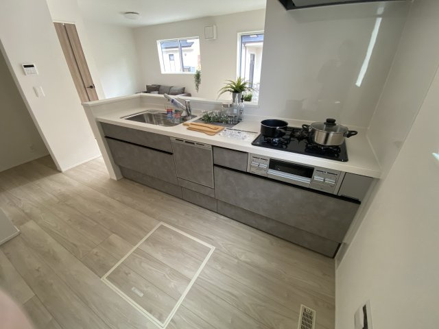 所沢市下安松第2期のキッチン