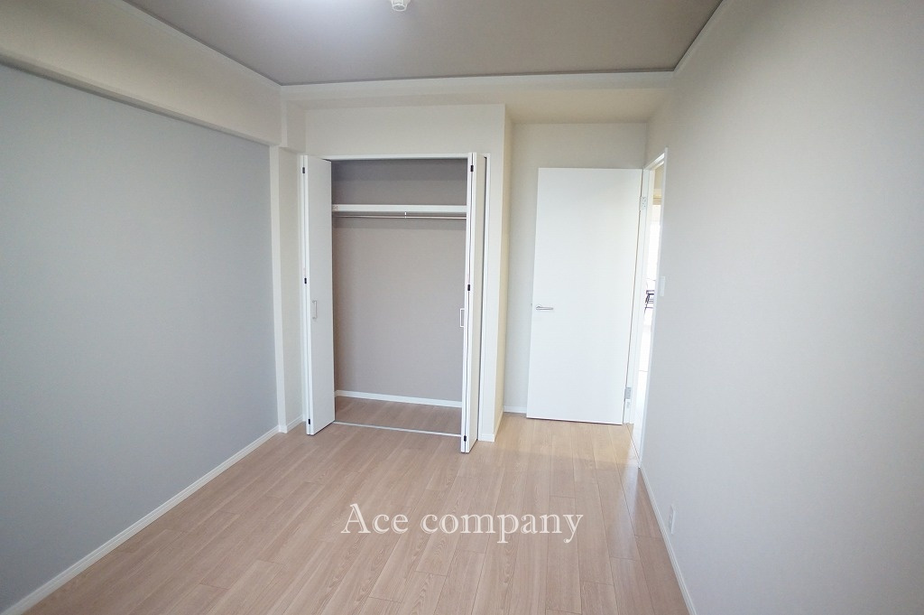 【寝室】の画像