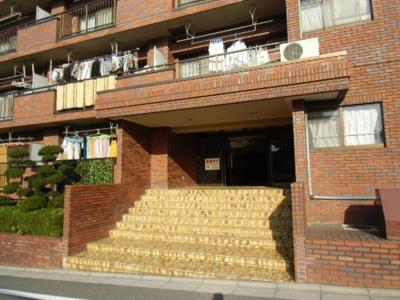 【エントランス】 | 三高・サンプラザ