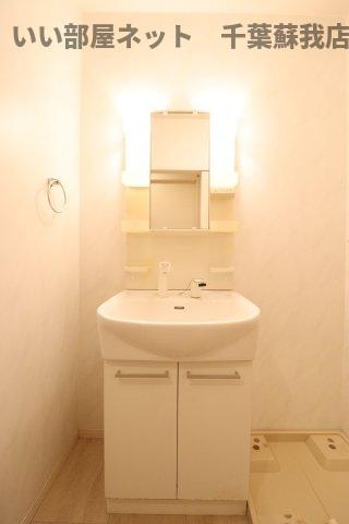 サンアベニューⅡの独立洗面台|独立洗面台、朝の身支度には欠かせません