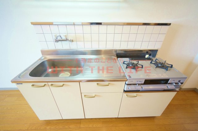 ワンピース【10,000円キャッシュバック対象物件】のキッチン|お料理しやすいキッチンです