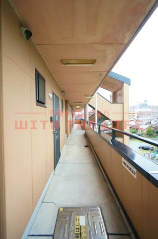 ワンピース【10,000円キャッシュバック対象物件】のロビー|毎日通るロビーはこのようになっています