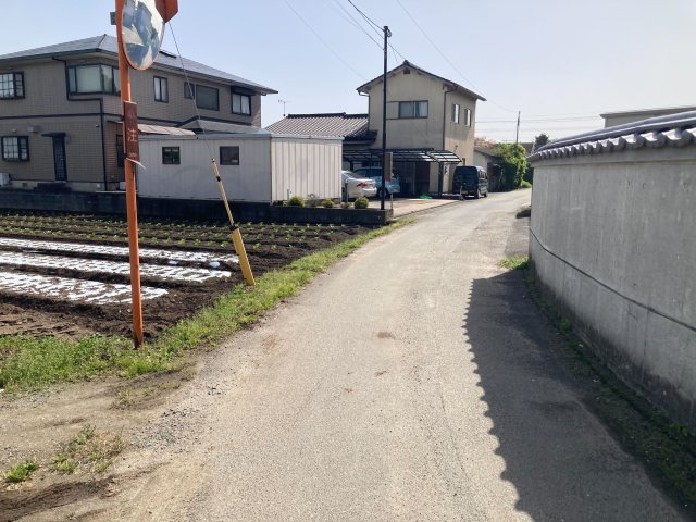 小郡市松崎　売り土地の前面道路含む現地写真|前面道路含む現地写真です