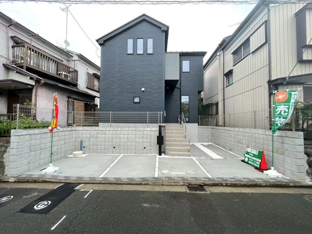 横浜市瀬谷区阿久和西3丁目　新築戸建て