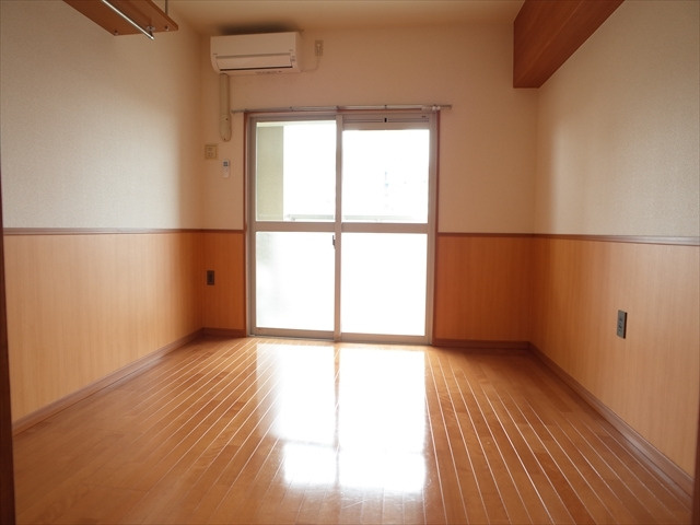 GrandE’terna福岡天神橋の居間・リビング