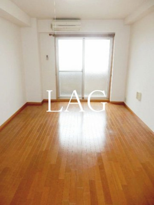 【居間・リビング】 | カーネリアンコート．Ｔ・Ｓ | 洋室のお部屋です。