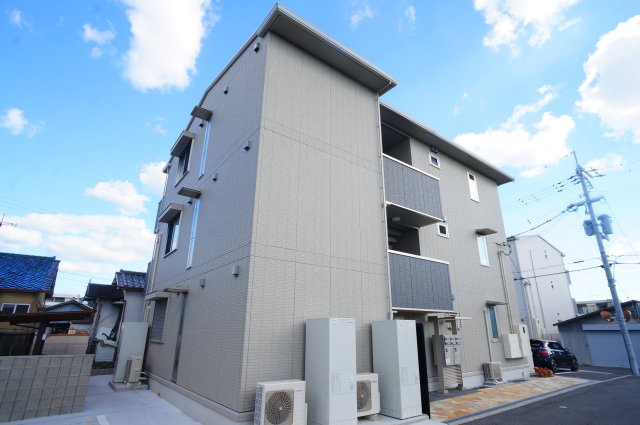 グローリーの外観