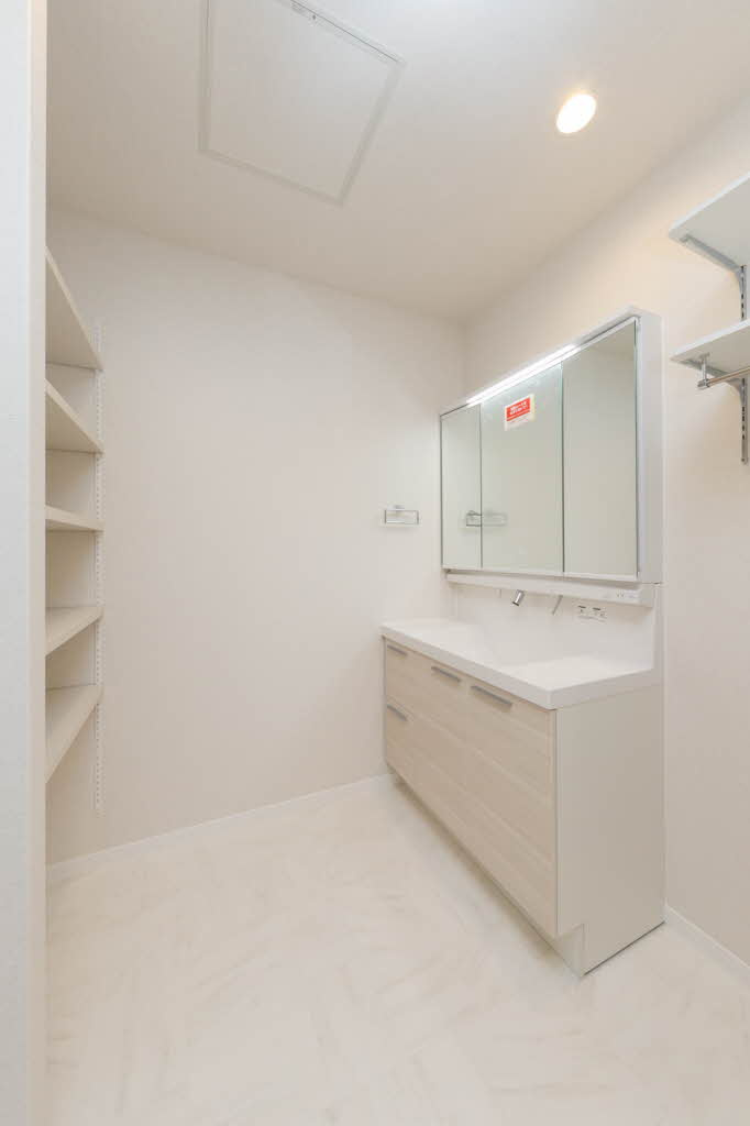 グランメゾン高師浜の独立洗面台|独立洗面化粧台付き