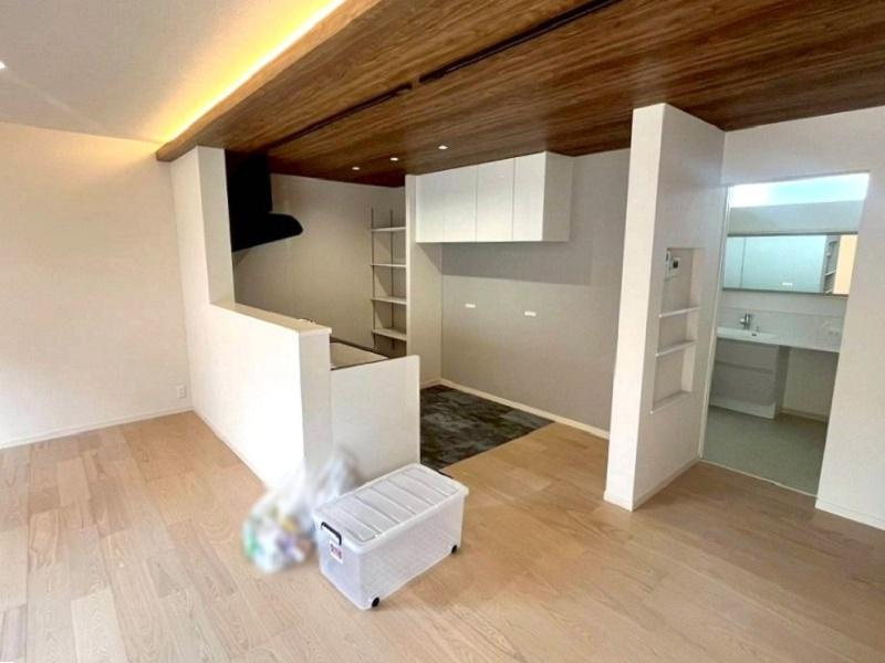 高知市南万々　中古戸建てのキッチン