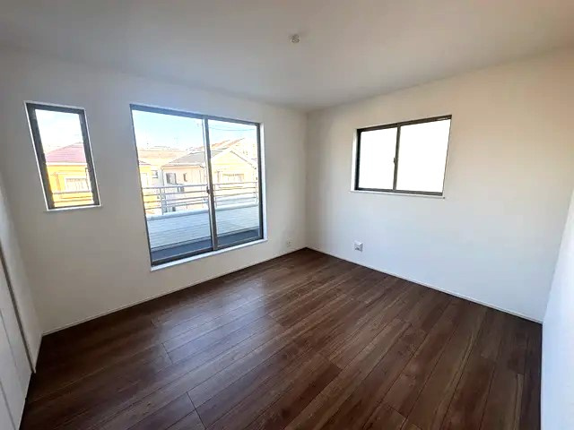 神戸市垂水区青山台　新築一戸建の洋室