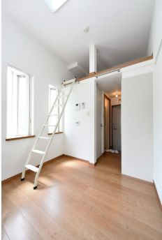 フェリスアストルの寝室