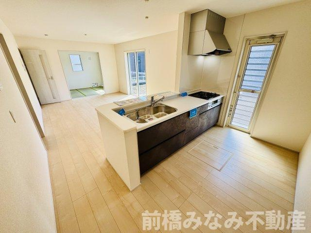 前橋市茂木町第3　１号棟(全８棟)　リーブルガーデン　新築建売分譲のキッチン|コンパクトなキッチンで掃除もラクラク