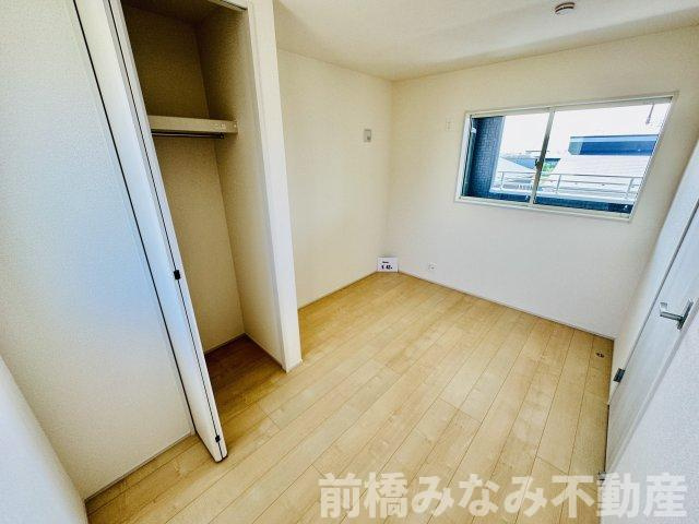 前橋市茂木町第3　１号棟(全８棟)　リーブルガーデン　新築建売分譲の洋室|落ち着いた色調の洋室です