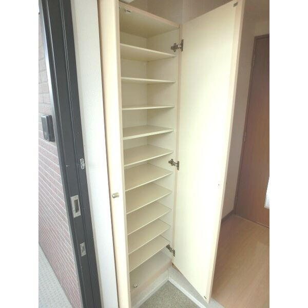 エクセレンス大宮の収納