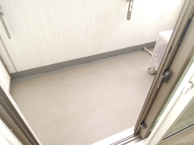 【バルコニー】