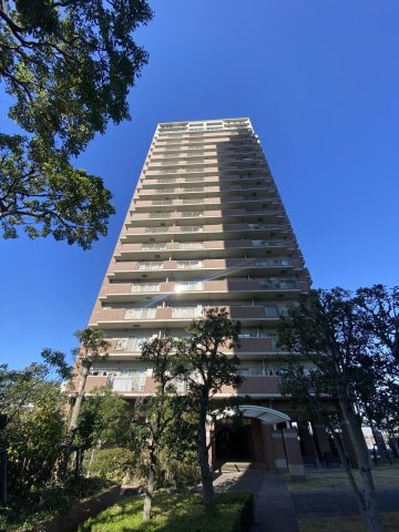 グラン・エステ川崎ツインタワーの外観