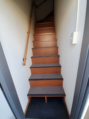 【玄関】 | レオパレス滝子