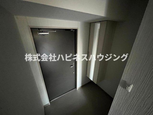 モアナ　レジデンスの玄関|募集のお部屋は反転タイプです