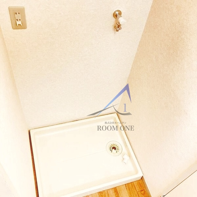 青戸NWビルの設備|洗濯機置き場です。