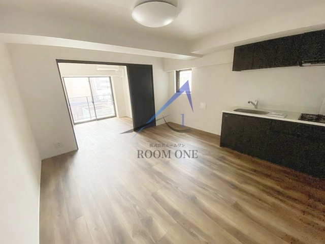 ＲＥＬＵＸＩＡ上野の居間・リビング|洋室のお部屋です。