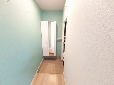 【玄関】 | ラ・リーバンベルＢ | 玄関