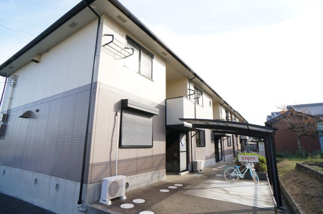 アルカディア　Ａ棟の外観