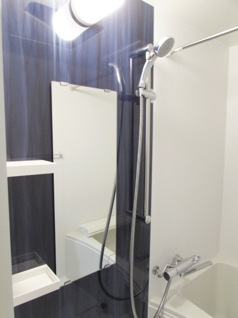 あんしんプラス安倉西08-2013の浴室|コンパクトで使いやすいお風呂です