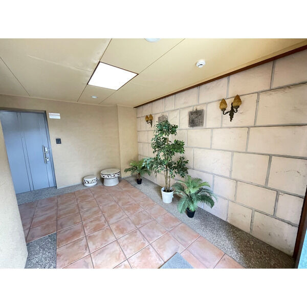 CASA FELICE 梅光園のロビー