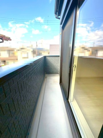 閑静な住宅街に建つ築浅３ＬＤＫ◆リフォーム済み美宅◆並列駐車３台可能◆宇治市伊勢田町砂田のバルコニー|バルコニー