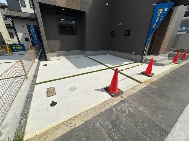 明石市魚住町西岡　新築一戸建ての駐車場|駐車スペース！散水栓があるので、こまめに愛車を洗えます！