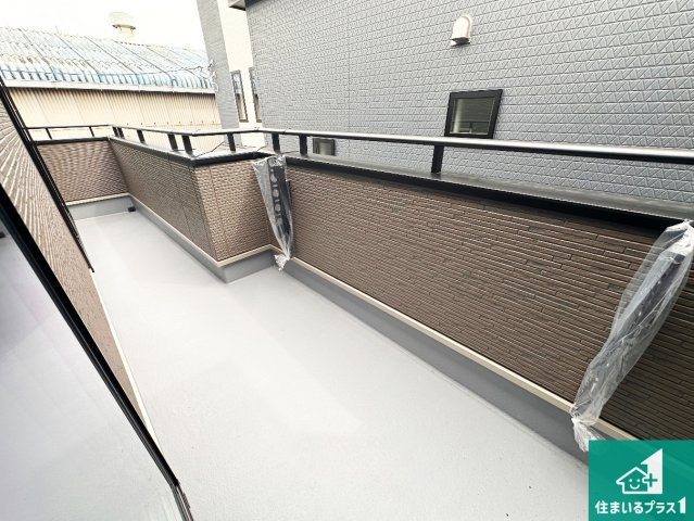 明石市魚住町西岡　新築一戸建てのバルコニー|日当たりのよいバルコニー！お部屋が開放的に！