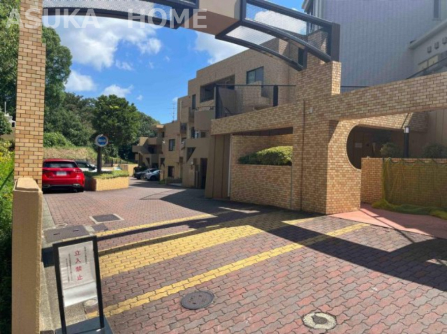 保土ケ谷月見台ガーデンハウス