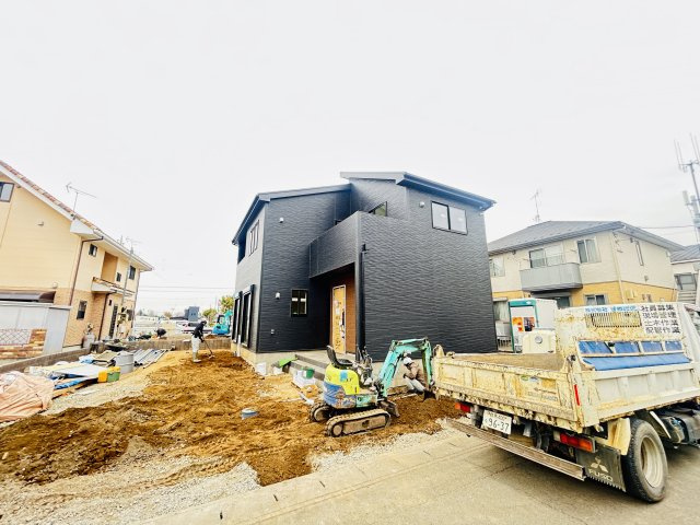 新築　伊勢崎市田中島町　Livele Garden.S　2号棟の外観|現地写真　2026年4月完成予定！類似物件のご内覧等、お気軽にお問合せください♪　							

　
