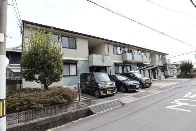 メゾンベイリーフ