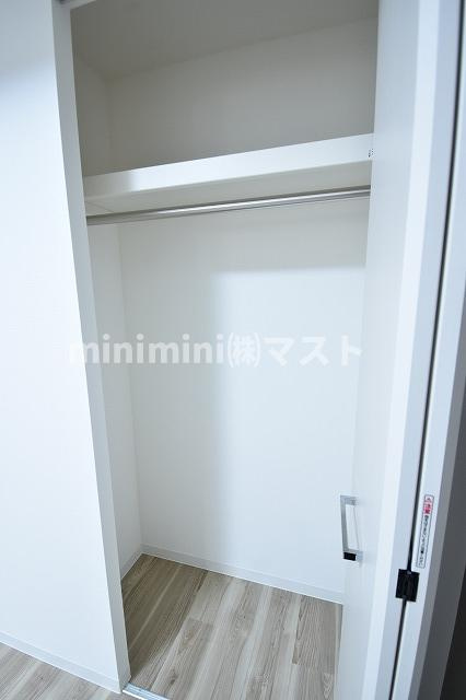 大阪市東成区東今里３丁目の賃貸マンションの収納