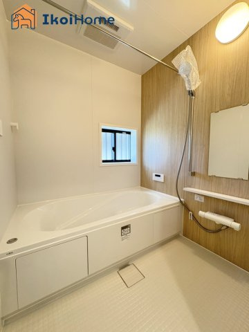明石市魚住町西岡　C号棟の浴室|【ホームページに現地動画掲載中】●年中無休：当日予約可●お子様と一緒に浸かれる広いバスタブ♪