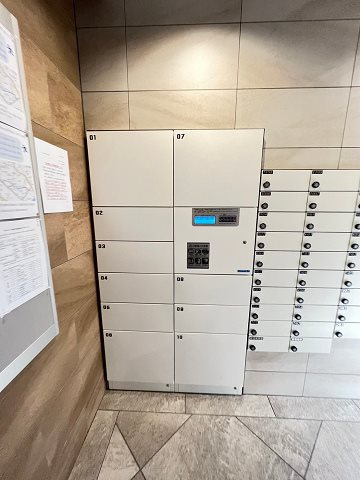 エスタート塚本のエントランス