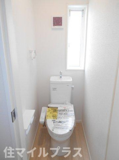 【トイレ】 | 郡山市富久山町久保田新築一戸建て2棟 | 落ち着いたトイレです