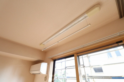 【設備】 | セジュール水彩 | 室内物干し