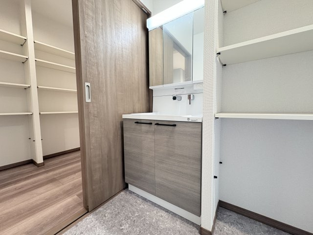 【独立洗面台】 | 深谷市上野台第59期　ワイウッドコート　新築戸建　全3区画　3号棟　