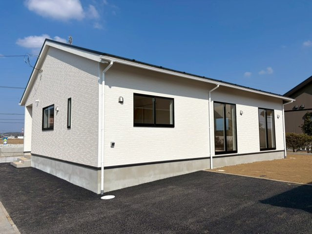 【外観】 | 潮来市日の出3号棟 | 施工例：ご見学はお気軽に0476-37-3888までお問合せ下さい！