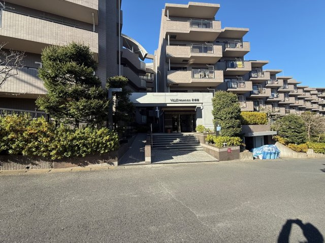 ヴィルヌーブ鷺沼2番館の外観|東急田園都市線「鷺沼駅」徒歩11分