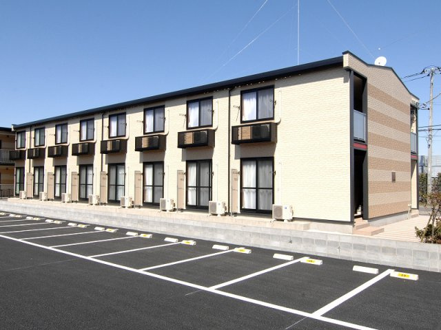 レオパレスアゼリアコートの外観|外観は落ち着いています