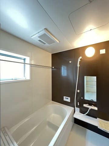 桜井市大豆越７期全５棟の浴室|お風呂で日々の疲れを落としましょう